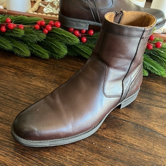 Florsheim Midtown Plain Toe Boot | color cognac | size 11 main image 5